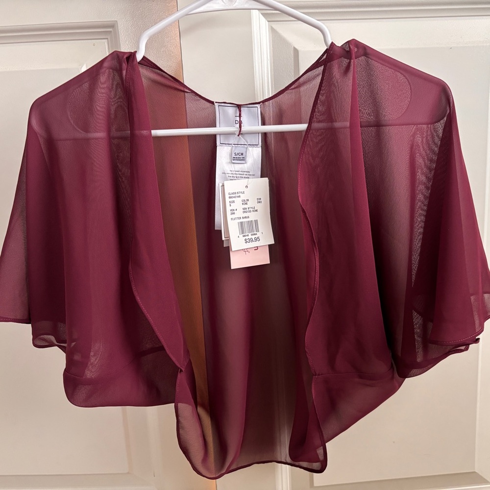David’s Bridal Chiffon Cropped Bolero Capelet with Flutter Sleeve in Wine small